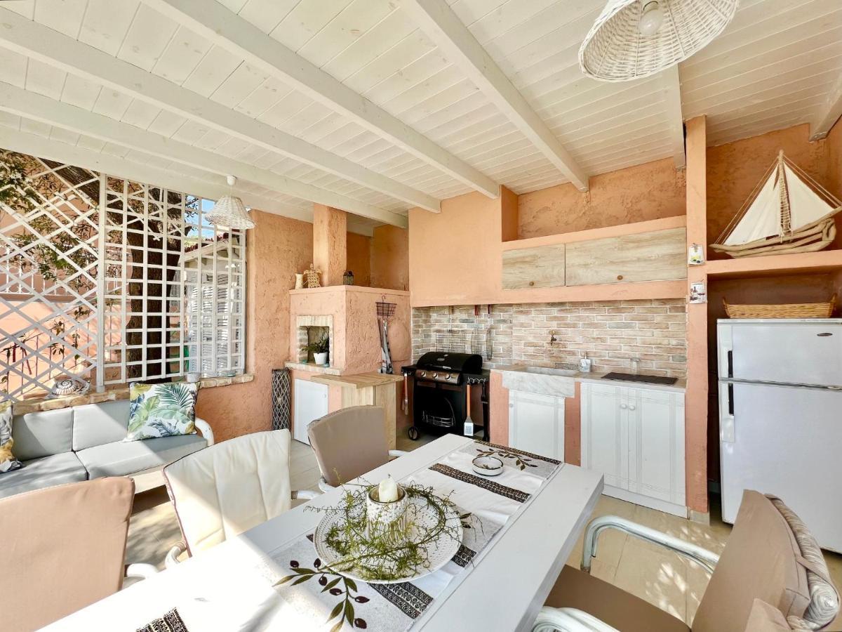 Villa Evmaria With Private Swimming Pool Spartylas Buitenkant foto